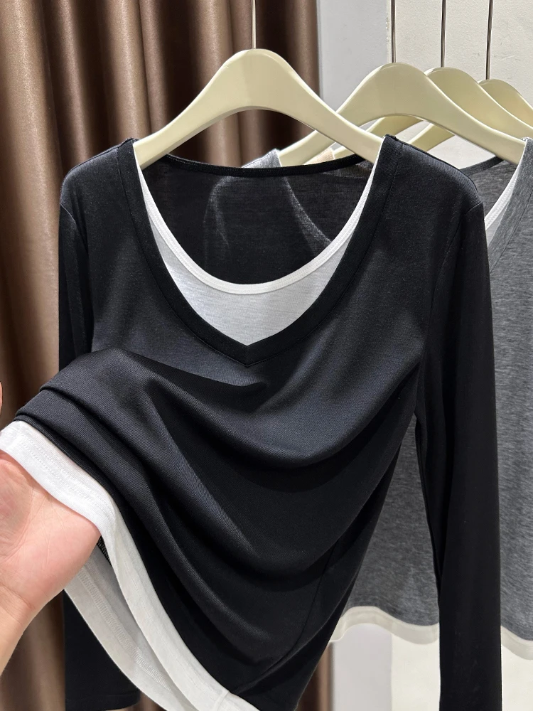 

Sexy Low-Ne Knitted Base irt Women's Spring Autumn New Large Collar Inner Wear T-irt Fake Two-Piece Splicing Thin Top