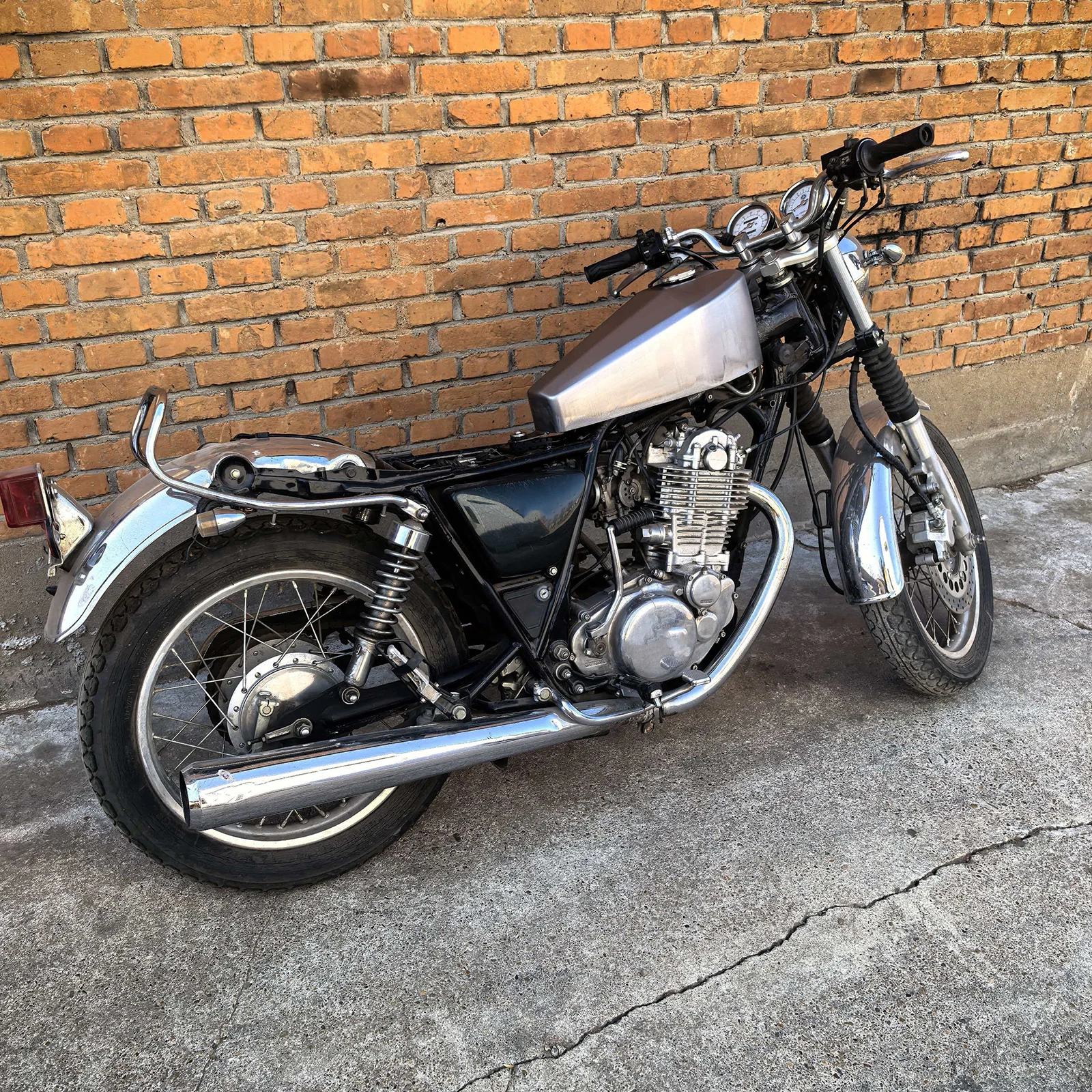8L Motorcycle Petrol Gas Fuel Tank Box For Yamaha SR400 SR500 SR 400 500 Motorbike Accessories