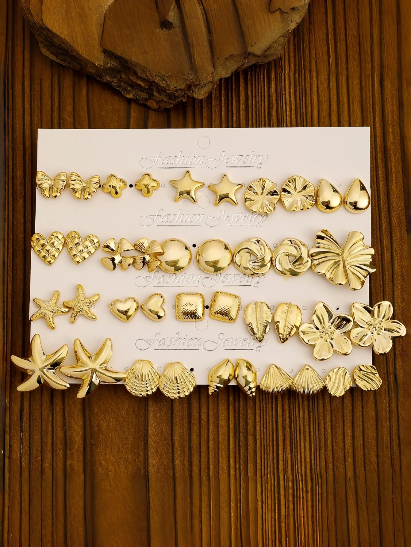 5-20 pares de lindos pendientes chapados en oro con diferentes formas de animales, estrella de mar, flor, mariposa, adecuados para el uso diario de todas las niñas