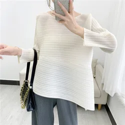 Spring / autumn versatile solid color T-shirt, women's long sleeve pleated top, irregular loose and comfortable casual shirt