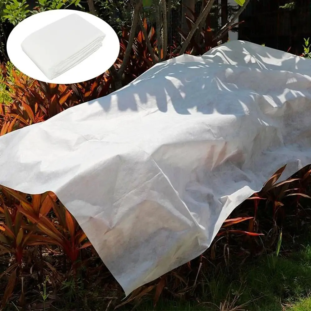 

Non-Woven Fruit Vegetables Plant Covers Reusable Plant Freeze Protection Cover Plant Anti-freeze Cover