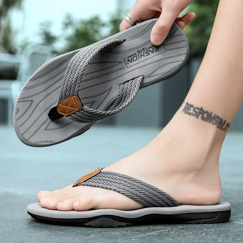 

Summer Men's Slippers Flip Flops Casual Beach Shoes Large Size for Men Sandals Leisure Anti Slip Indoor Outdoor Casual Shoes