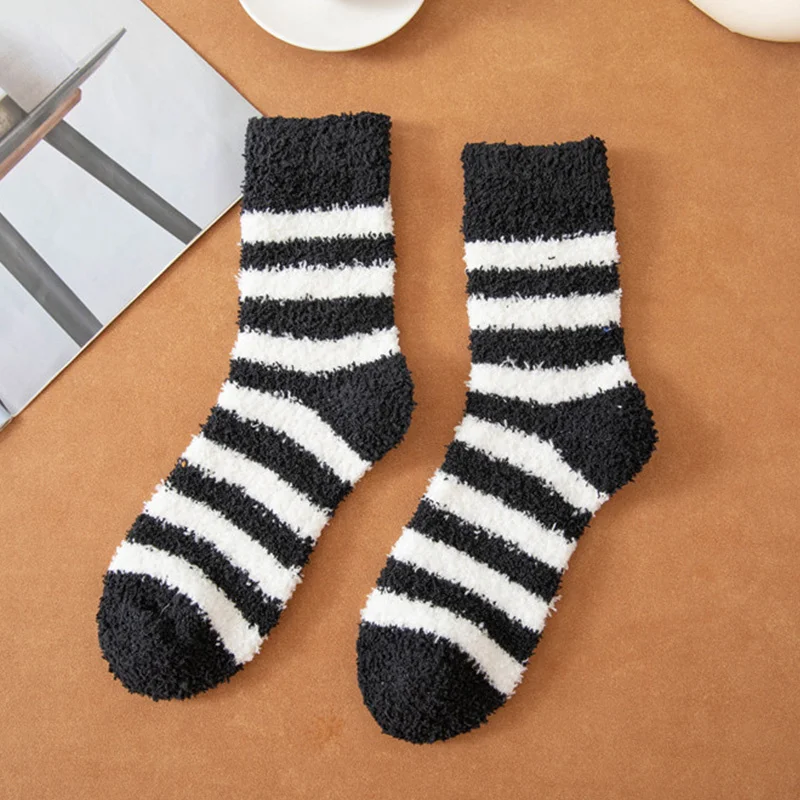 Homens meias listradas macias moda fofo grosso coral velo meias de sono clássico inverno manter quente casual toalha soxs presente de natal