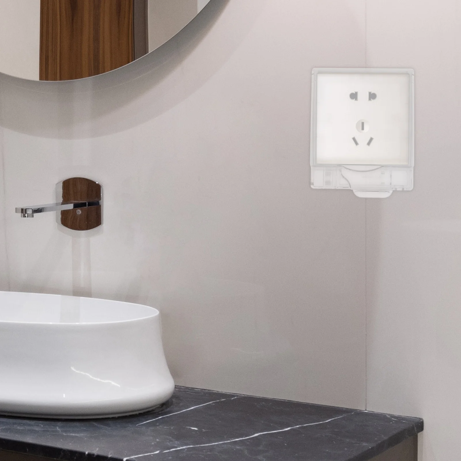 

Запираемая водонепроницаемая наружная розетка, брызгозащищенная крышка для электрической розетки, защита от ударов, замок для выключателя для наружного использования