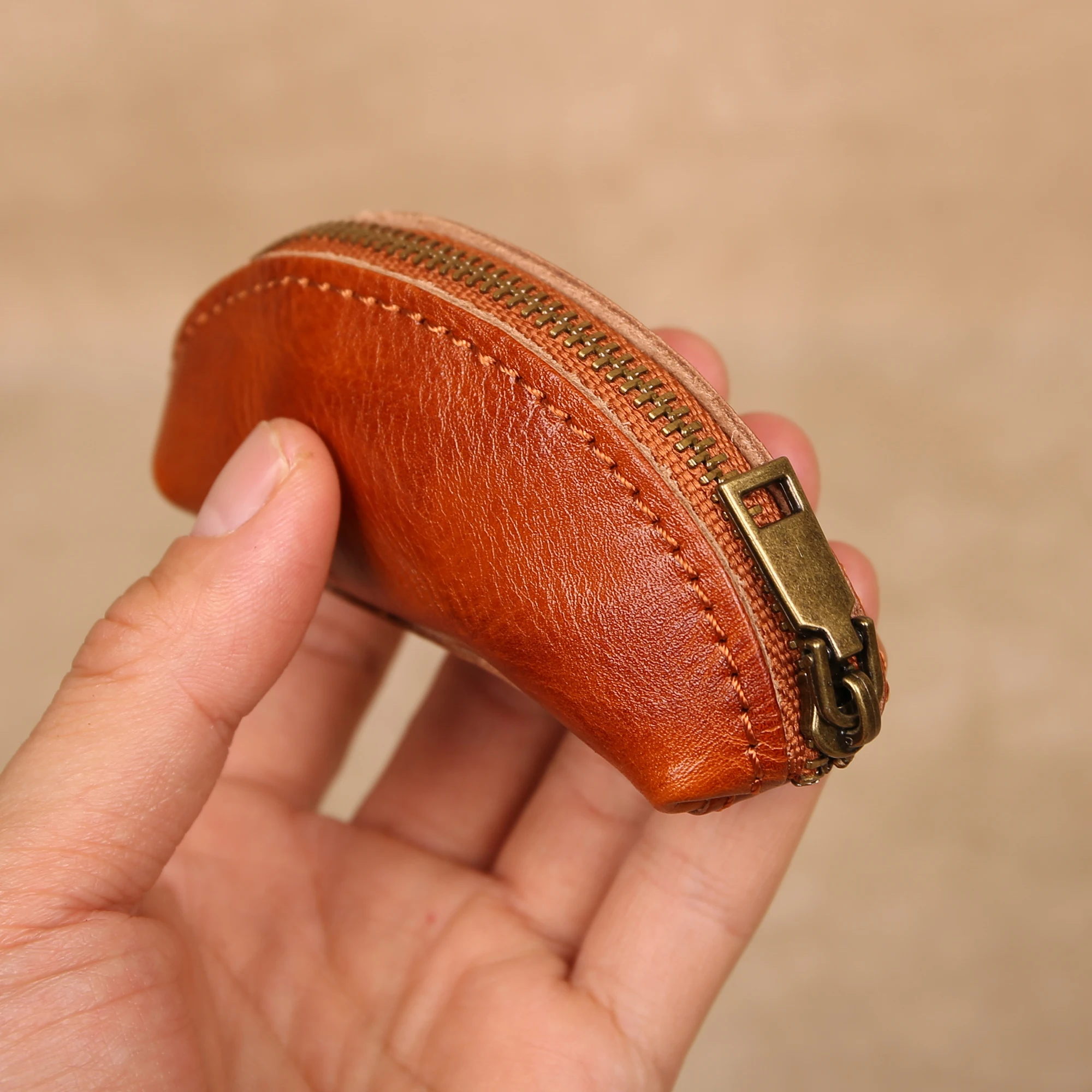 حافظة مفاتيح من الجلد الطبيعي الراقية، محفظة عملات معدنية من جلد البقر المحبب، حقيبة تخزين متينة ومقاومة للاهتراء، حافظة سماعة أذن