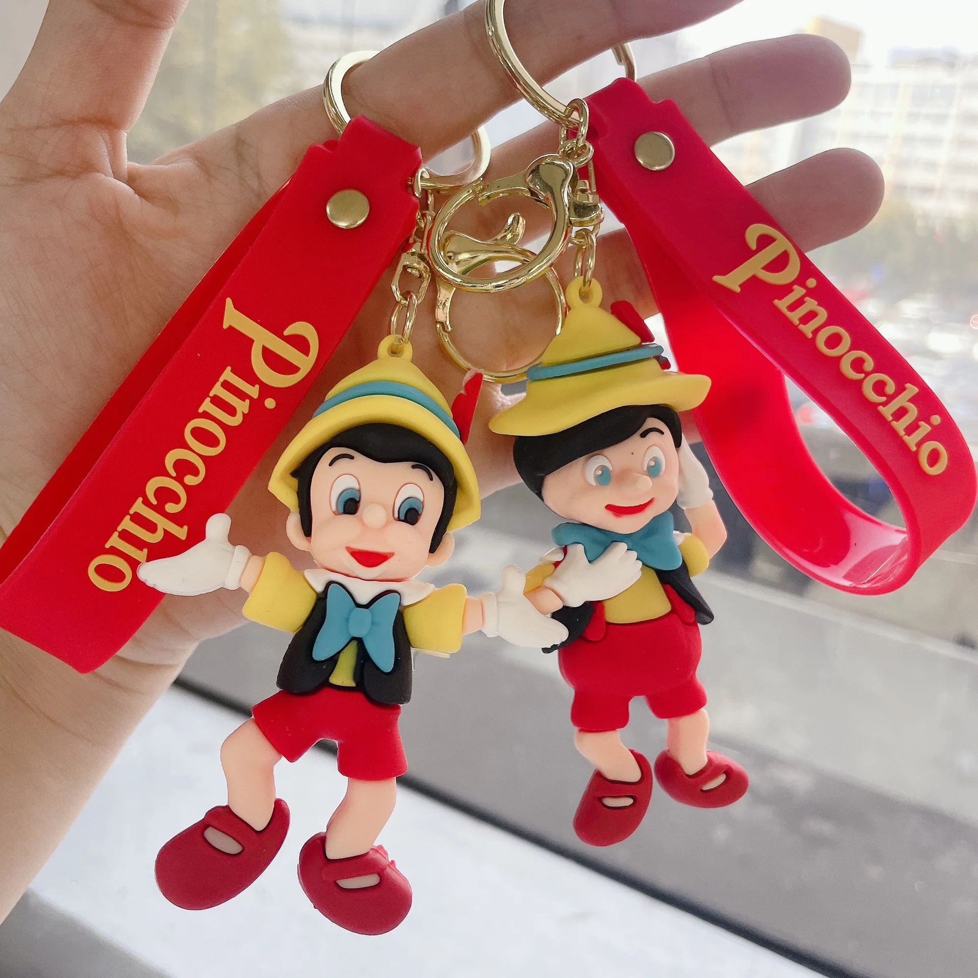 Hot Disney Anime Pinocchio Pinocchio Geppetto Keychain Keyring Accessories Bag Decoration Cartoon Model Pendant Toys Keyholder