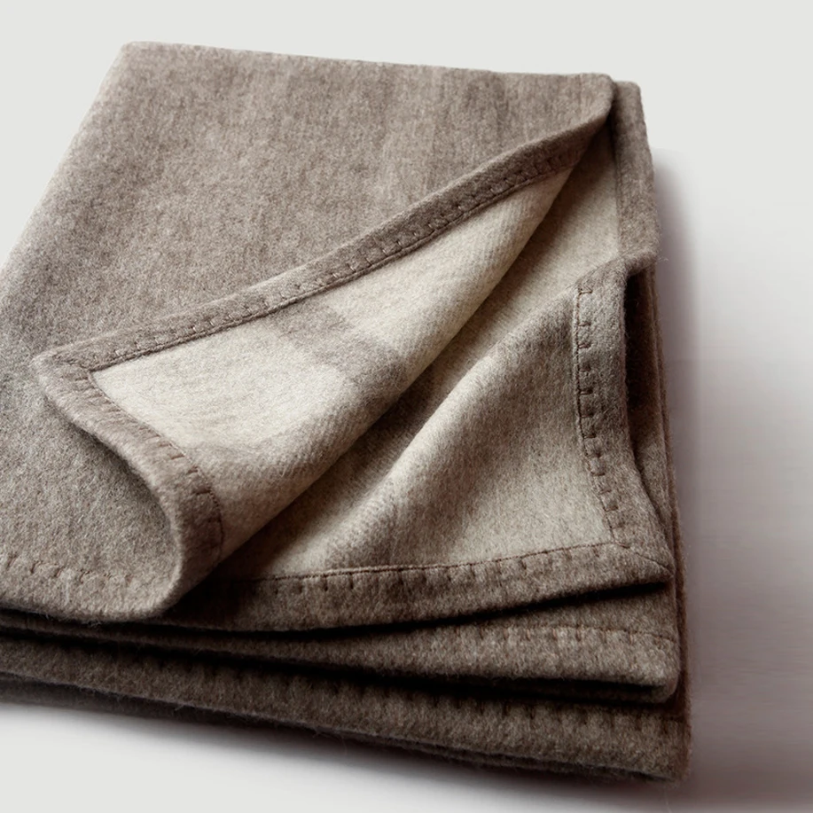 

Cross Striped Double sided Jacquard Wool H Blanket Camel Sofa Cover Blanket Ultra Light, Warm, Vacation Leisure Aircraft Blanket