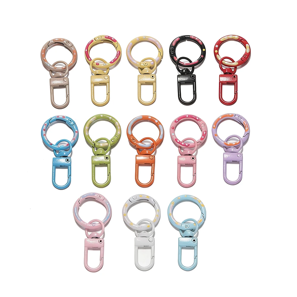 красочный брелок с застежкой-лобстером