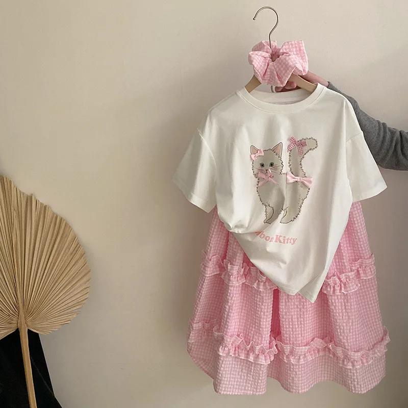 

Short Sleeved Plaid Skirt Set 2025 Korean Fashion Summer New Summer New Loose Cat Letter T-shirt Lace Half Skirt Two Piece Set