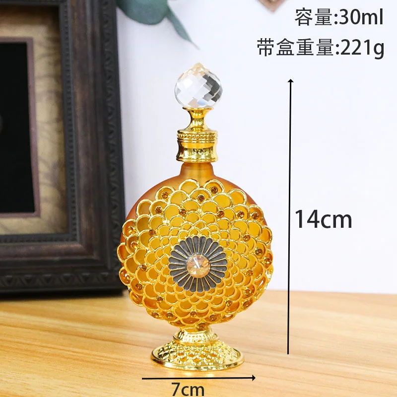 30pcs Factory Direct Sales 30ml Fashion Vintage Perfume Packaging Empty Bottles Diamond Decorative Essential Oil Dropper Bottles