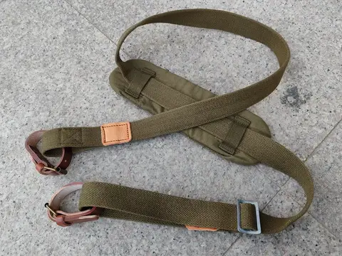 WWII SOVIET RUSSIA M1898 MOSIN NAGANT RIFLE CANVAS CARRY SLING  WITH SHOULDER PAD