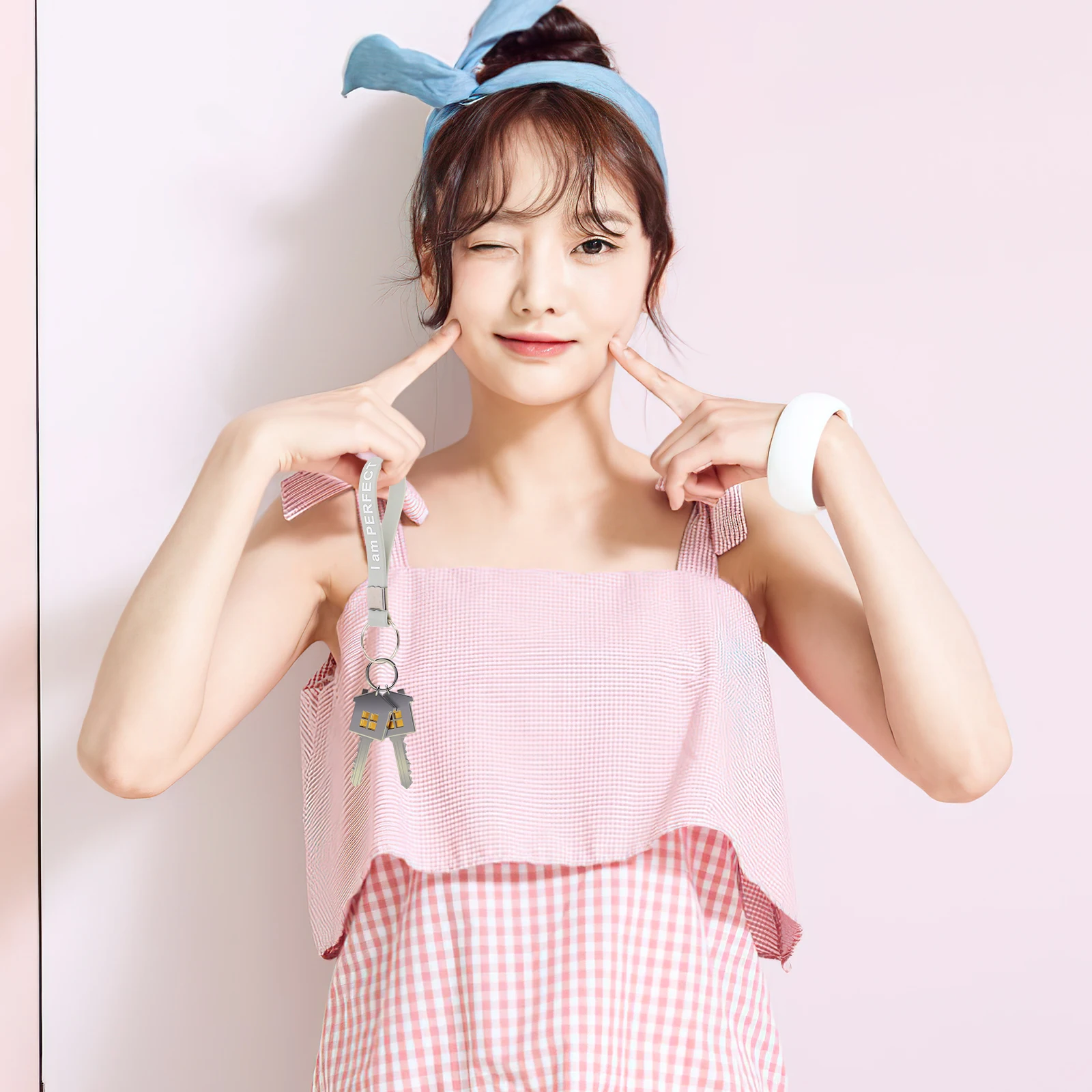 

60Pcs Inspirational Silicone Keychains Employee Appreciation Motivational Key Rings for Men Women Party Favors Teacher Gifts