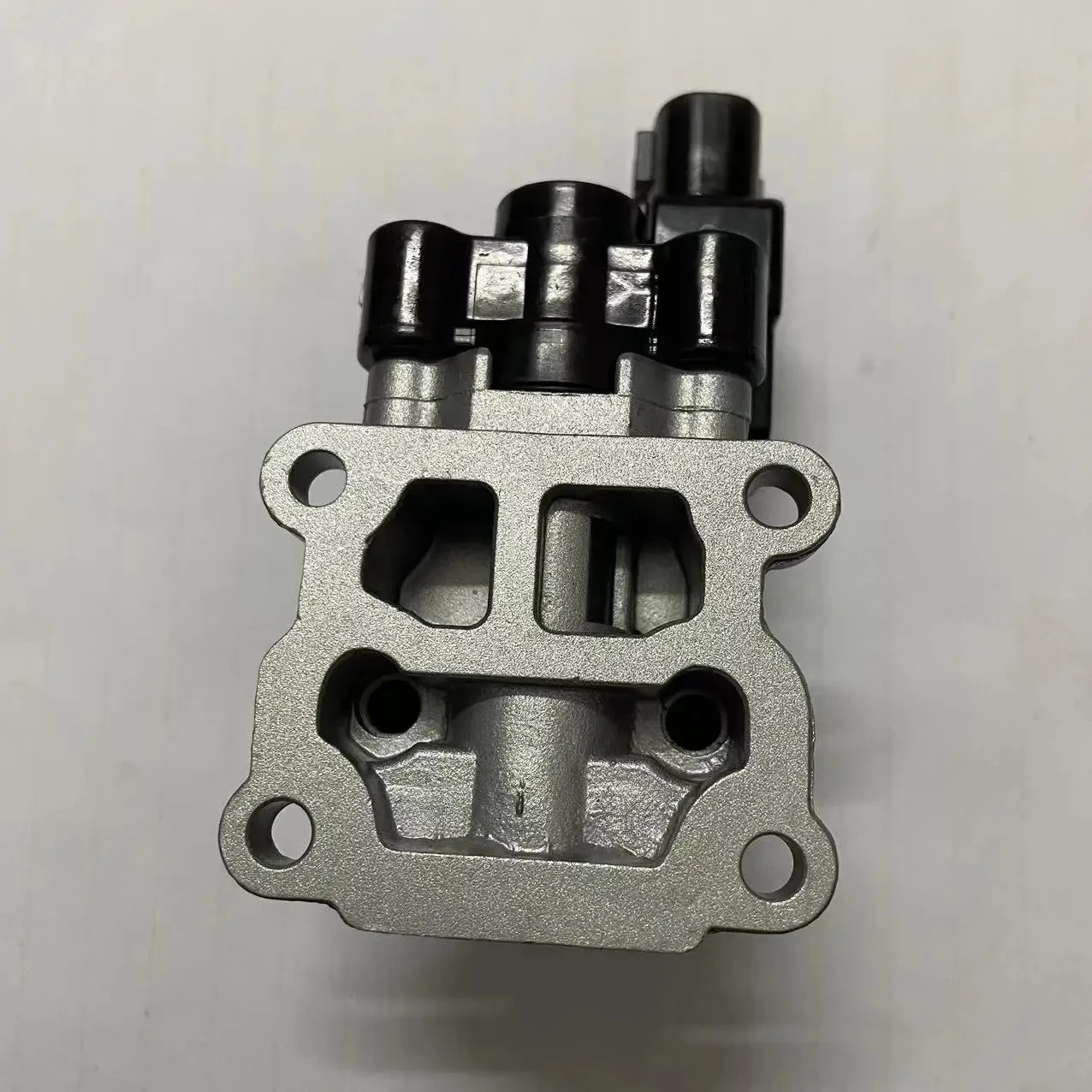 1pc 22270-97401 Idle Air Control Valve  2227097401 22270-11020 2227011020 For Toy-ota Su-zuki Est-eem 1.5L Terios 1998 1999