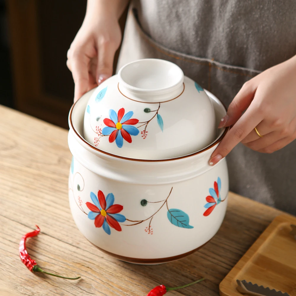 Eingelegter Gläser, Steingut, eingelegte Sauerkraut für den Haushalt, versiegelte Gläser