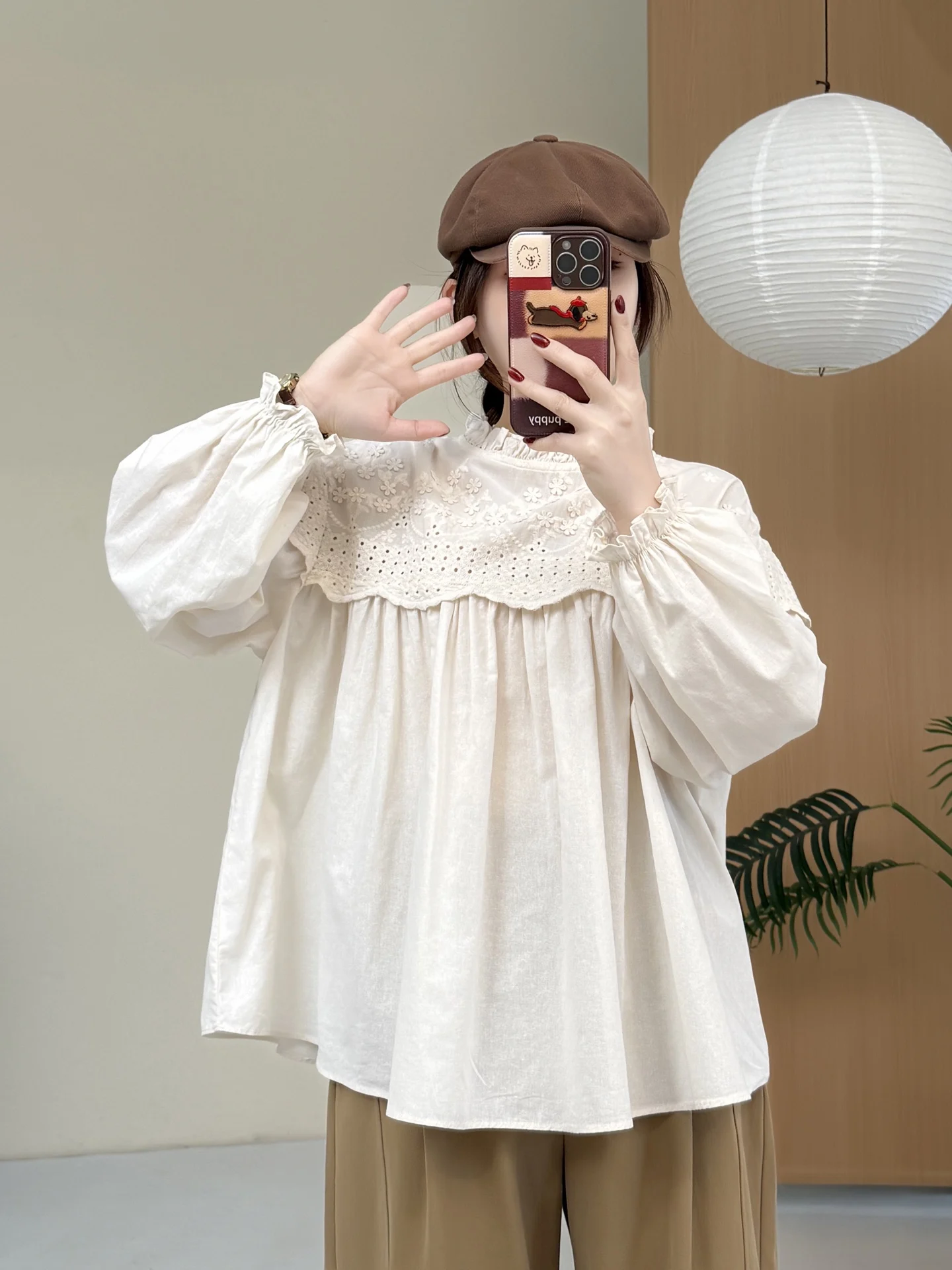 

Ретро-футболка с кружевной отделкой, свободного кроя, с длинным рукавом-фонариком, воротником-стойкой, пуловер, антивозрастной, весна 2026