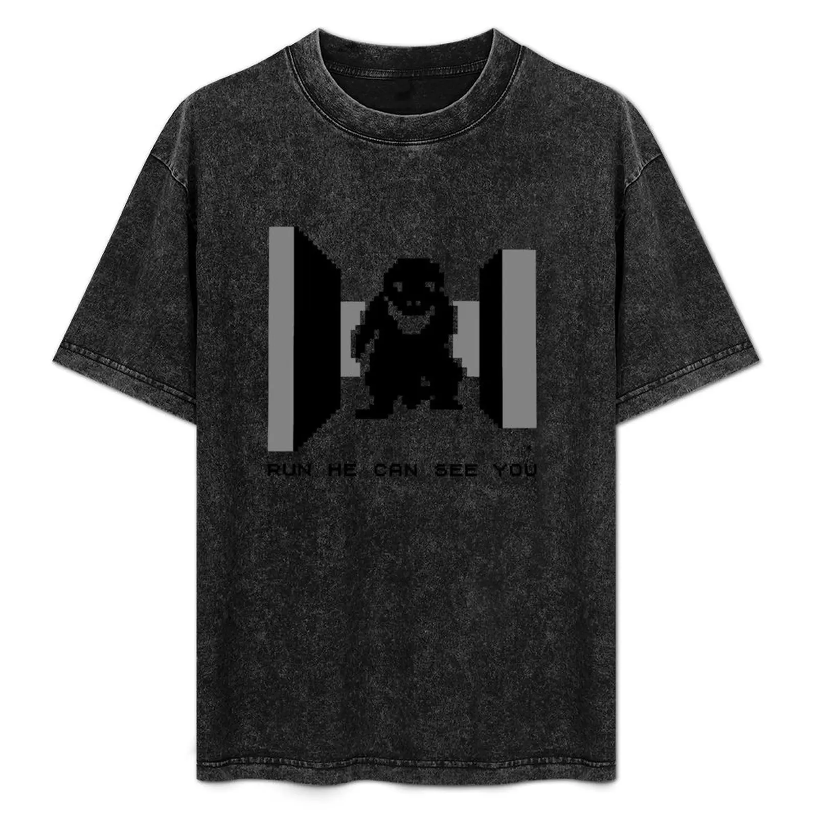 

3D Monster Maze for ZX81 T-Shirt Essential Solid Color T-Shirt