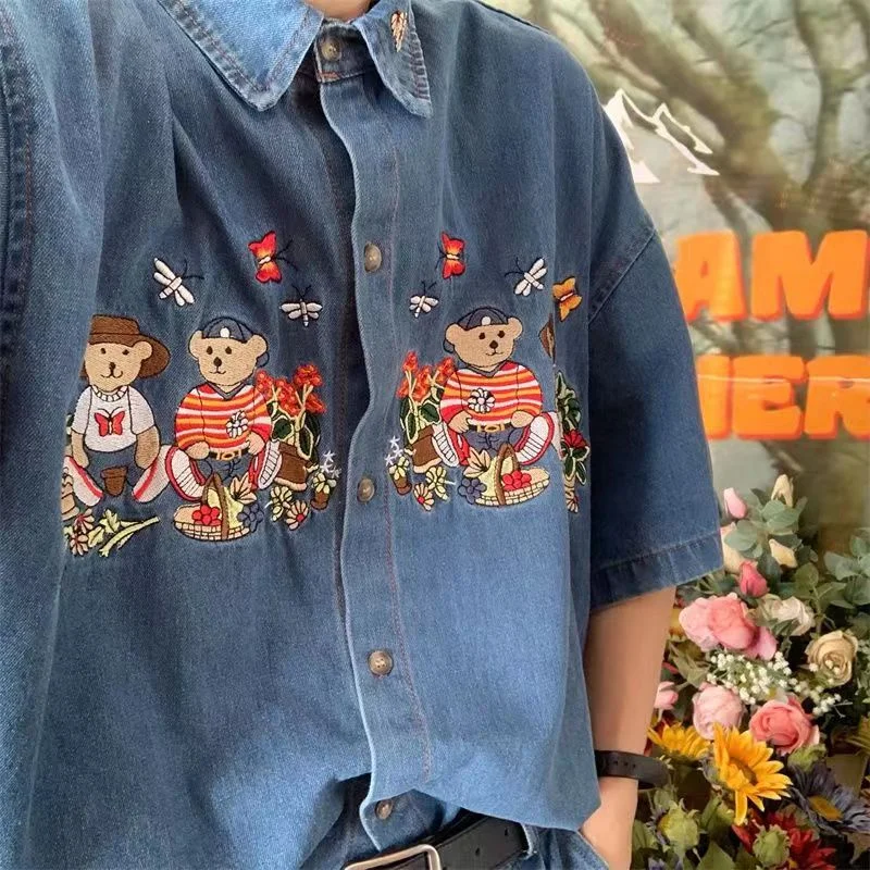 Hip Hop Bear Butterfly Embroidery Blue Denim Shirts Women Short Sleeve Casual Shirts Men Gothic Harajuku Button Up Shirts Summer