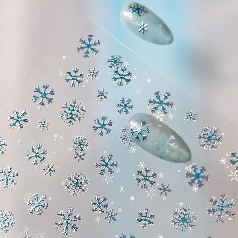 クリスマススノーフレークネイルアートステッカー漫画冬クマデカール DIY 新年アクセサリーネイルアートデコレーションマニキュア用品