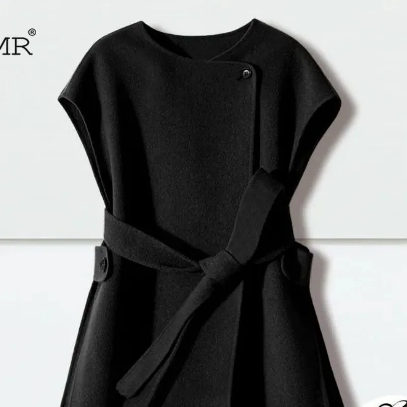 Layered Woolen Vest for Women in Winter New Autumn and Winter Horse Clip Temperament Slimming Lace-up Jacket