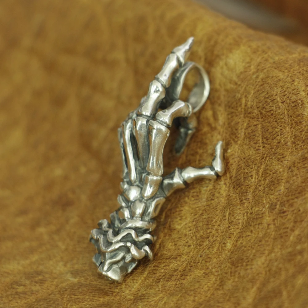 925 Sterling Silver Middle Finger Skull Hand Pendant Punk Jewelry TA184 BZ