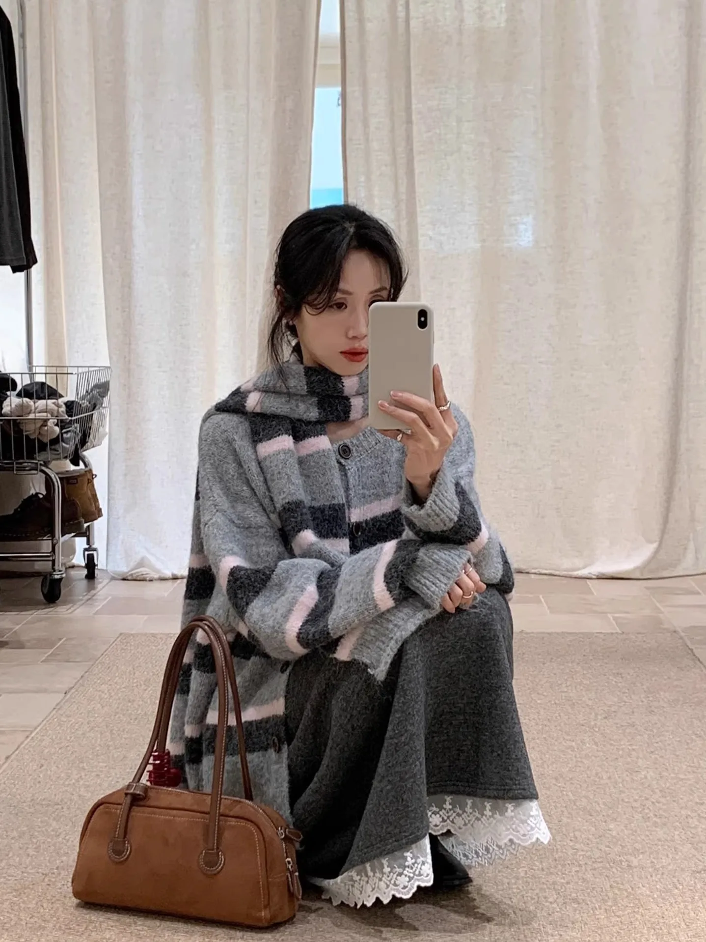 

Свитер BRIVIN в корейском стиле, мягкий, объемный, цветной, с шарфом, женский, осенне-зимний, новый, нежный, удлиненный топ