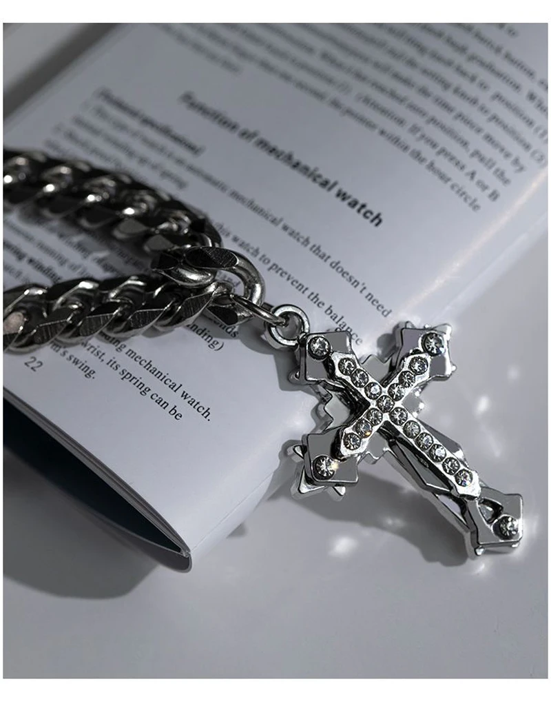 EDC Titanium Steel Cross Fashion Chain Necklace Pendant Boy Gadget Popular Cuba Hiphop Style Girls Gifts For Sweethearts Lovers