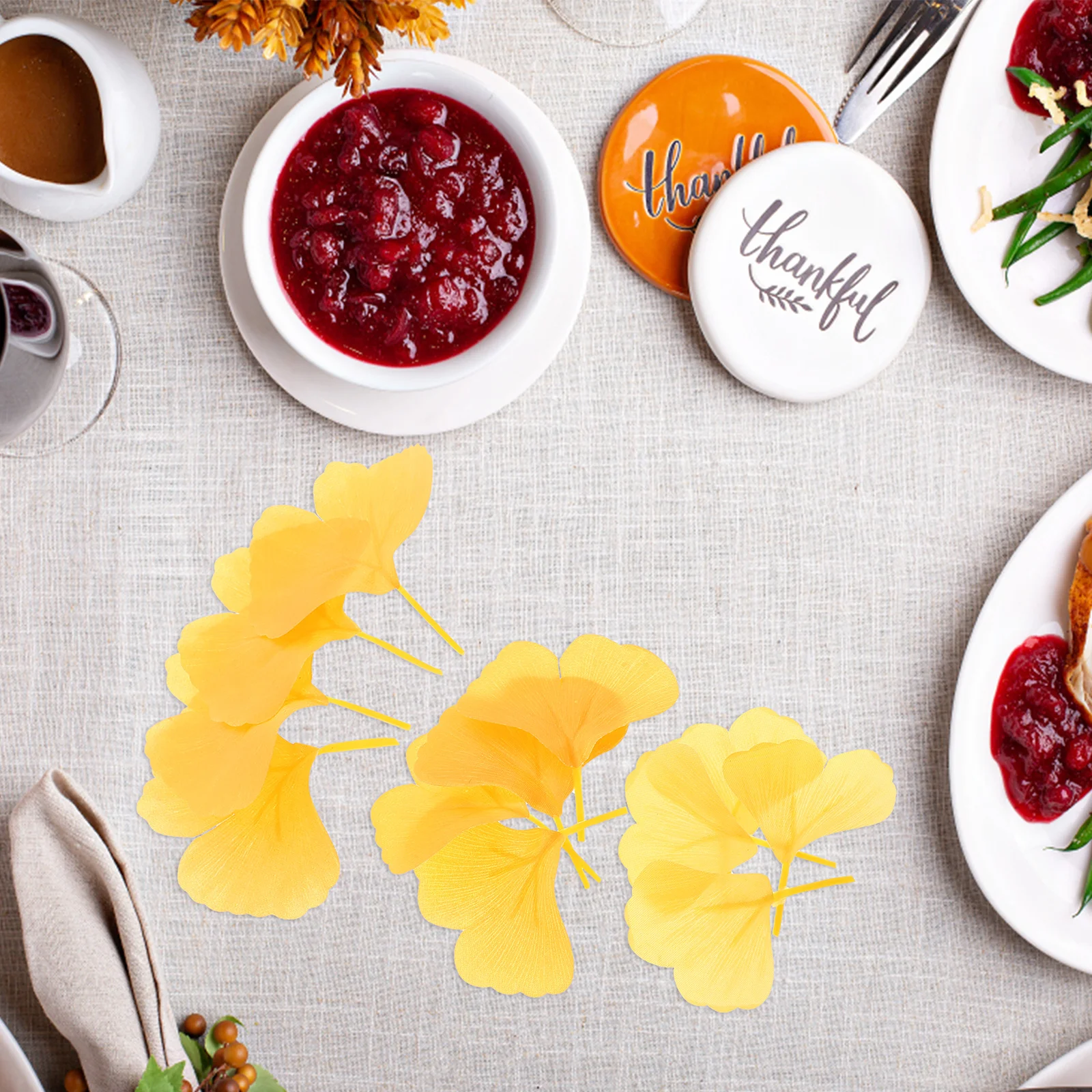 

100pcs Artificial Ginkgo Simulation Fall Leaves Decorative Faux Leaf For Wedding Party Table Scatter Thanksgiving Decor Ginkgo