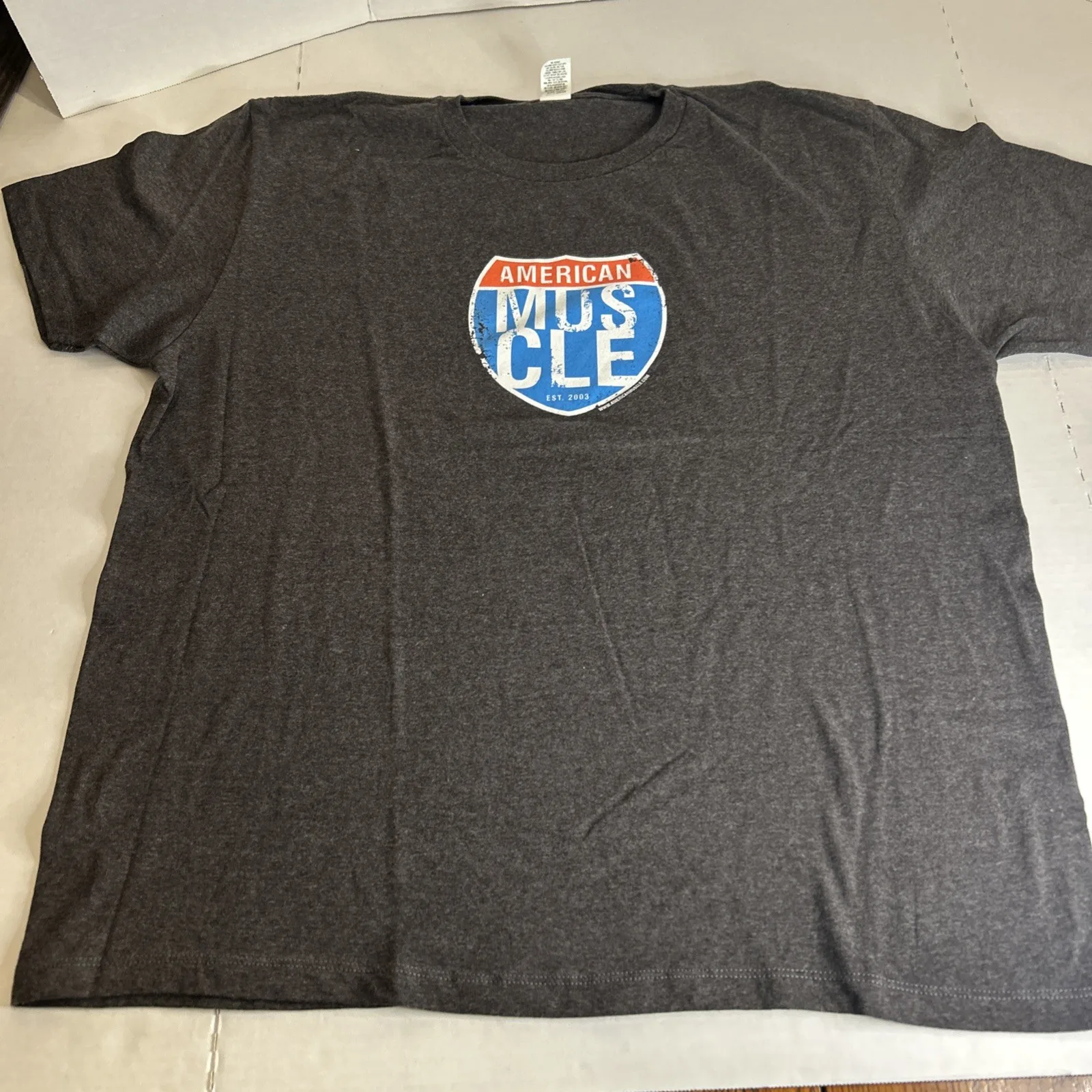 Men T-Shirt American Muscle Size XL. car retro vintage