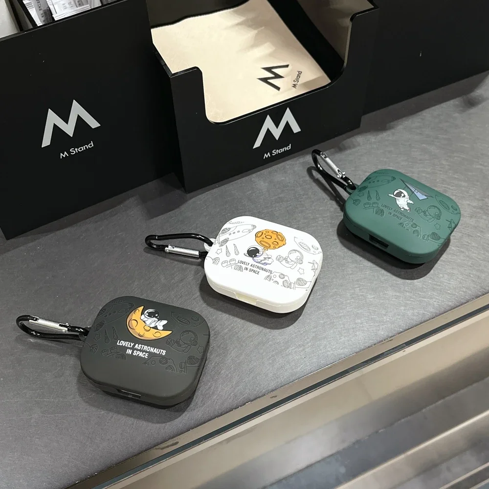 لطيف الكرتون رائد الفضاء رائد الفضاء كريستال ملصقات حقيبة سماعة الاذن ل Redmi Buds 5/براعم 6 (2024) الغطاء الواقي مع هوك