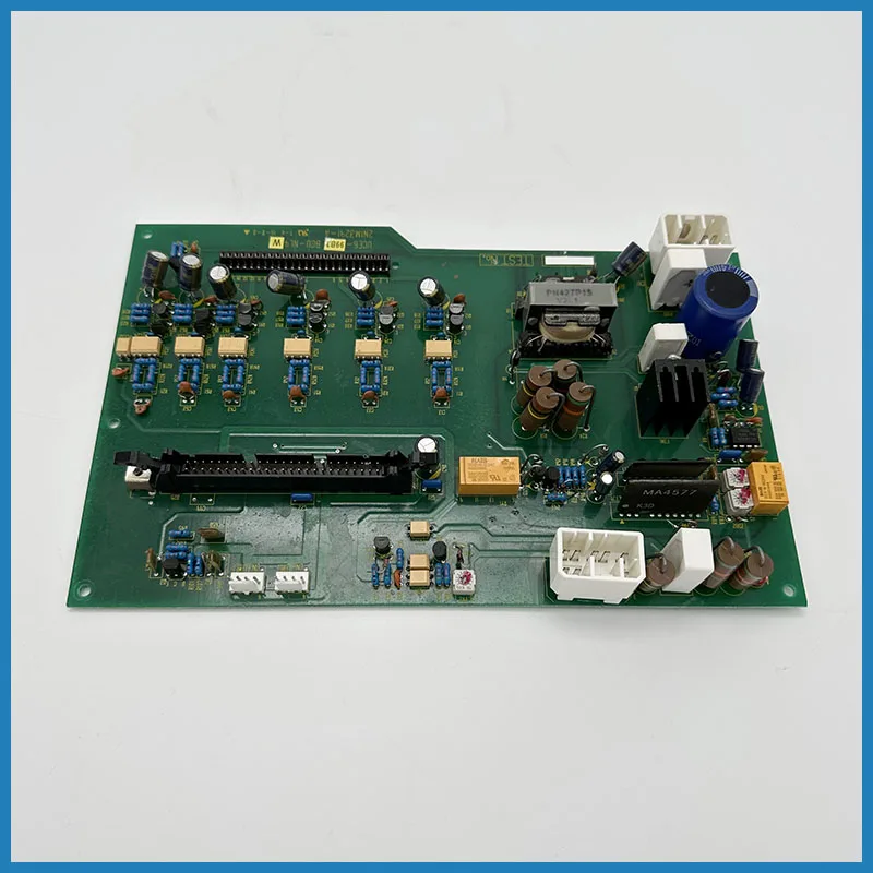 

Запчасти для привода инвертора лифта Toshiba BCU-NL4W UCE6-99B3 2N1M3291-A Плата привода Toshiba