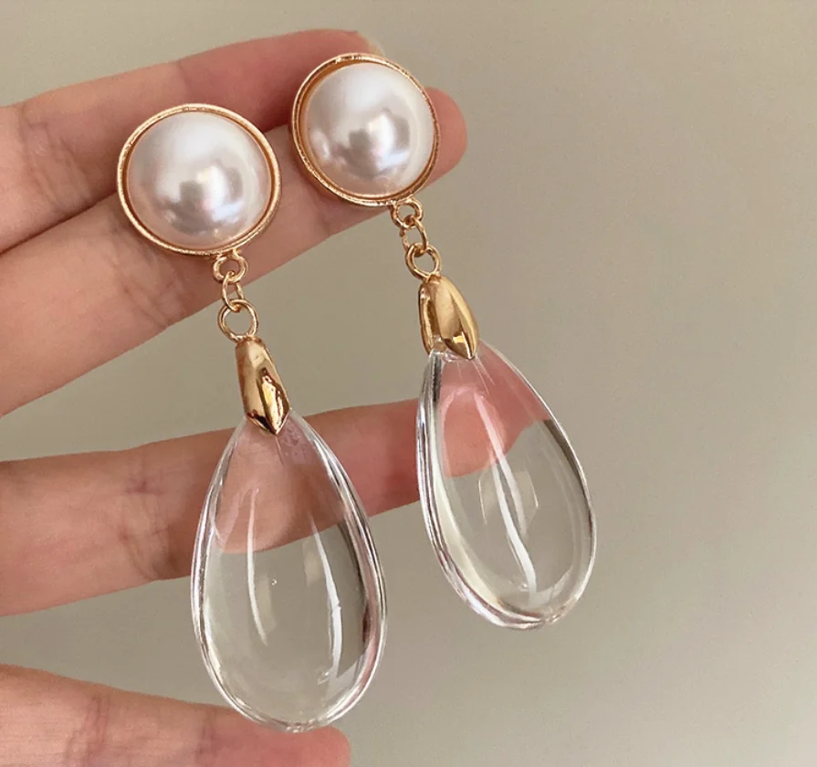 Steel needle resin dinner water drop exaggerated vintage Pearl Earrings for women Fashion Jewelry