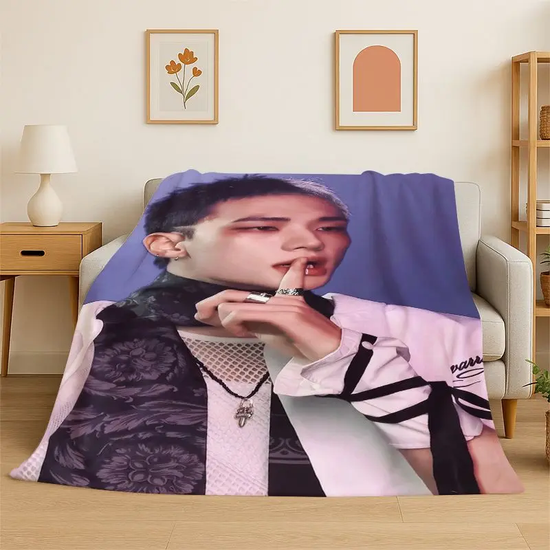 3D Kpop H-Hyunjin Music Star Flannel Blanket Soft Warm Throw Blanket for Bedroom Living Room Bed Travel office Picnic Fest Gift