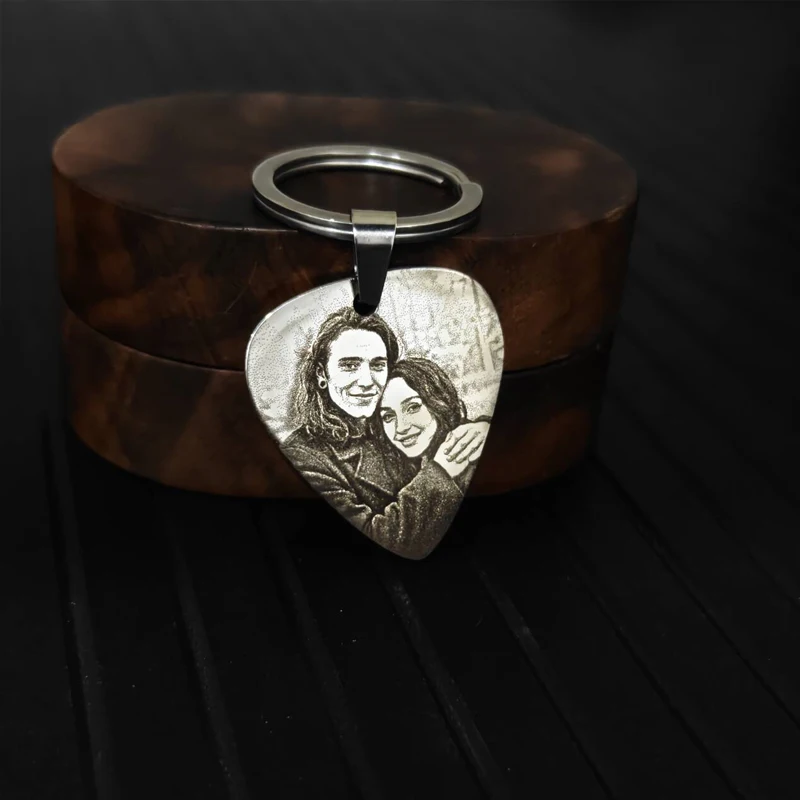 Valentine's Day Custom Photo Guitar Pick Keychain Customized Text & Picture Personalized Products Logo Stainless Steel Keychains