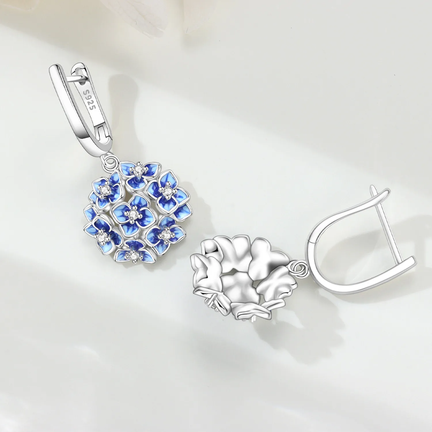 CYCUFF 925 Sterling Silver Blue Hydrangea Flower Drop Earrings Women Earrings Charm Fashion Versatile Party Jewelry Gifts