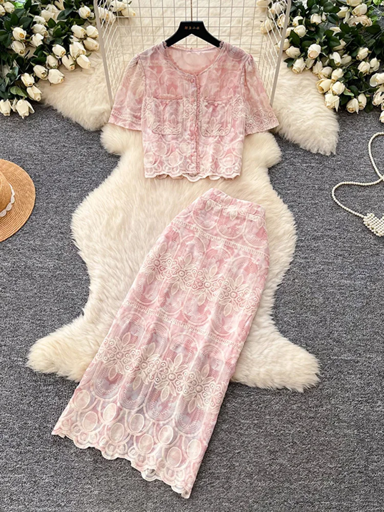 

SSummer Korean Lace Embroidery Short Sleeved Two-piece Set for Women Fashionable Sweet Cotton Slim Fit Versatile Skirt Set S571