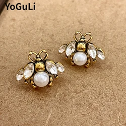 Fashion Jewelry Cute Temperament Glass Bee Stud Earrings For Girl Female Gifts Delicate Design Ear Accessories Daily Wearing