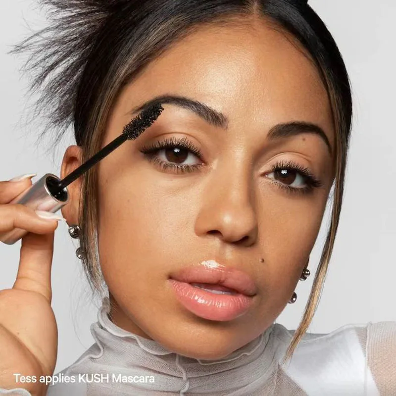 3ml ที่ไม่ซ้ํากัน Crisscross Bristles KUSH Liquid มาสคาร่า Quick DRY Lasting Waterproof Eyelash Mask Curling ขนตาหนานมแต่งหน้า