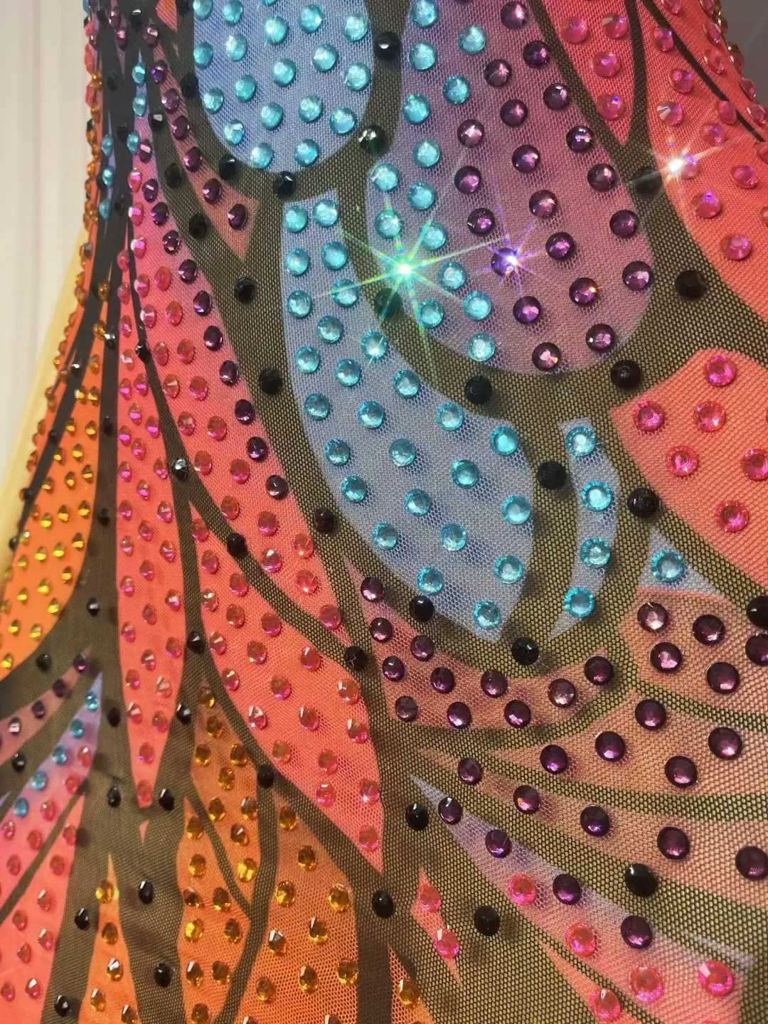 فراشة الطباعة سباركلي حجر الراين مساء اللباس مثير ضمادة العميق الخامس الرقبة فستان طويل موضوع حزب احتفال الزي Caihongdie