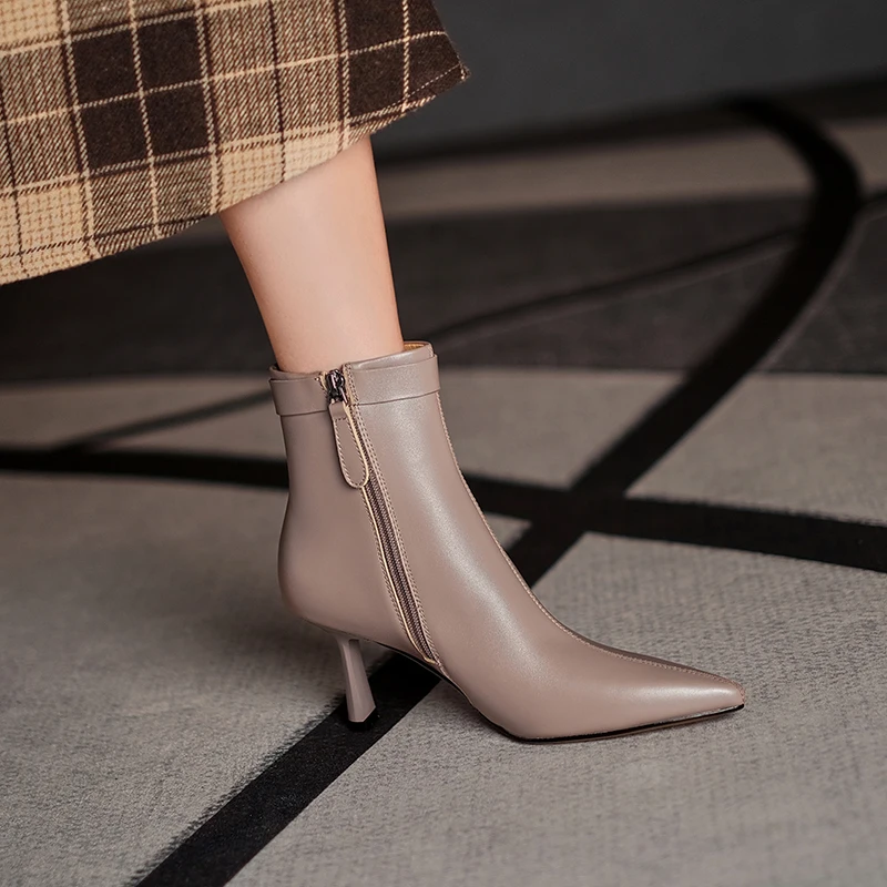 2024 New Autumn Winter Women Boot Cow Leather Short Boots Fashion Women Shoes Pointed Toe Stiletto Heels Modern Boots