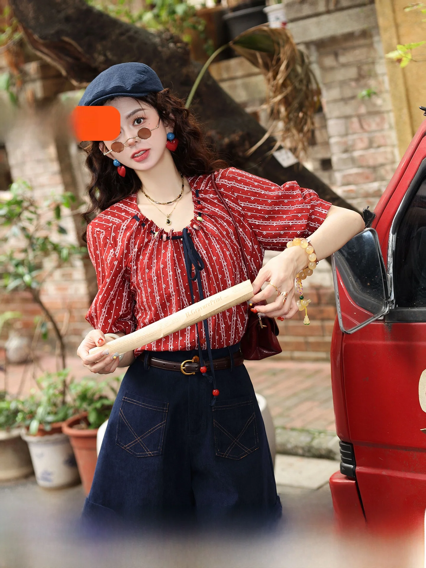 Camisa Holgada de Mujer con Rayas de Cuentas de Coral, Estilo Vintage, Manga Corta, Diseño con Cintura Ajustable, Corte Rígido, Nueva Colección Verano 2026