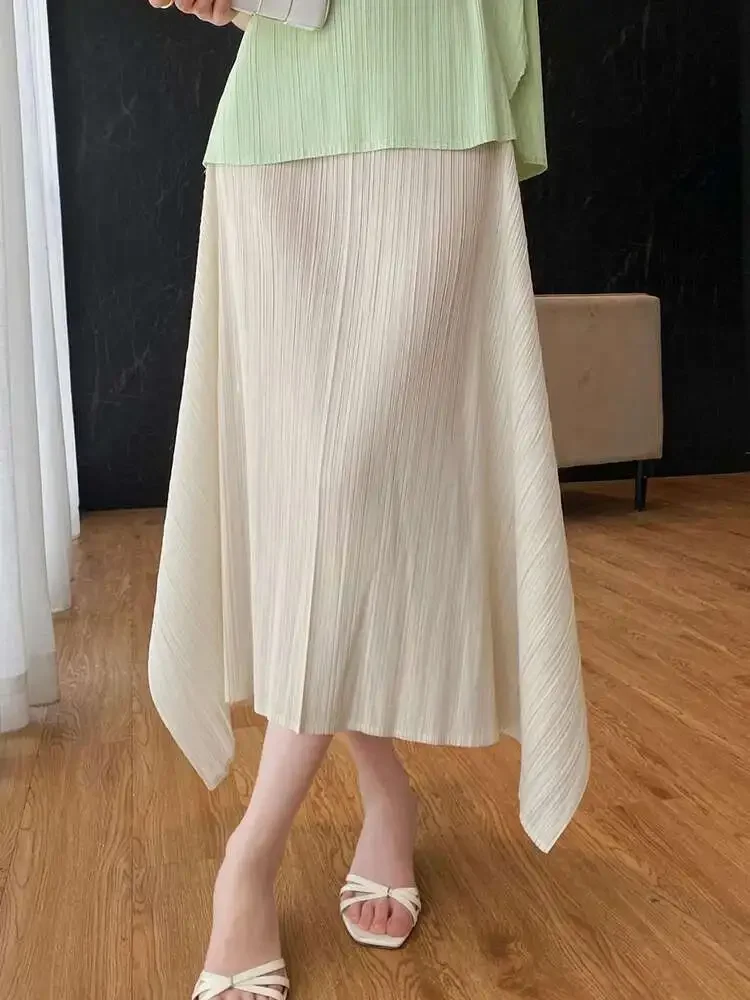 

Elastic Waist Loose A-line Skirt Elegant Versatile Miyake 2025 Summer Women's Casual Short Skirt Pleated Irregular Short Skirt