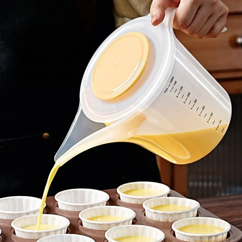 Food-grade Egg Liquid Filtration Measuring Cup Large-capacity Egg Beating Scale Cup Multi-functional Egg Baking Measuring Pot