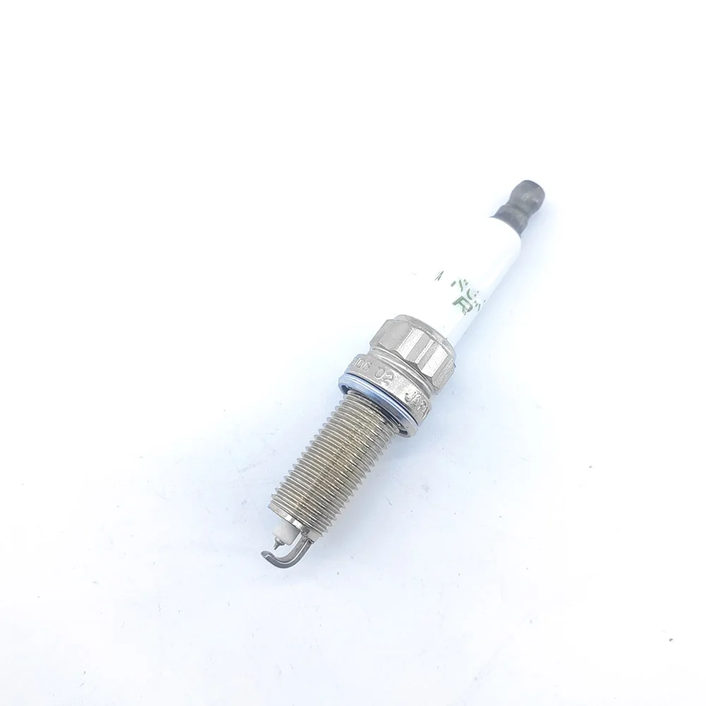 Suitable for Peugeot 2008 207A7 208 3008 308 408 T73 5008 508 RCZ Citroen C3 C4 Picasso DS3 DS5 ENGINE SPARK-PLUG 5960L0 5960L5