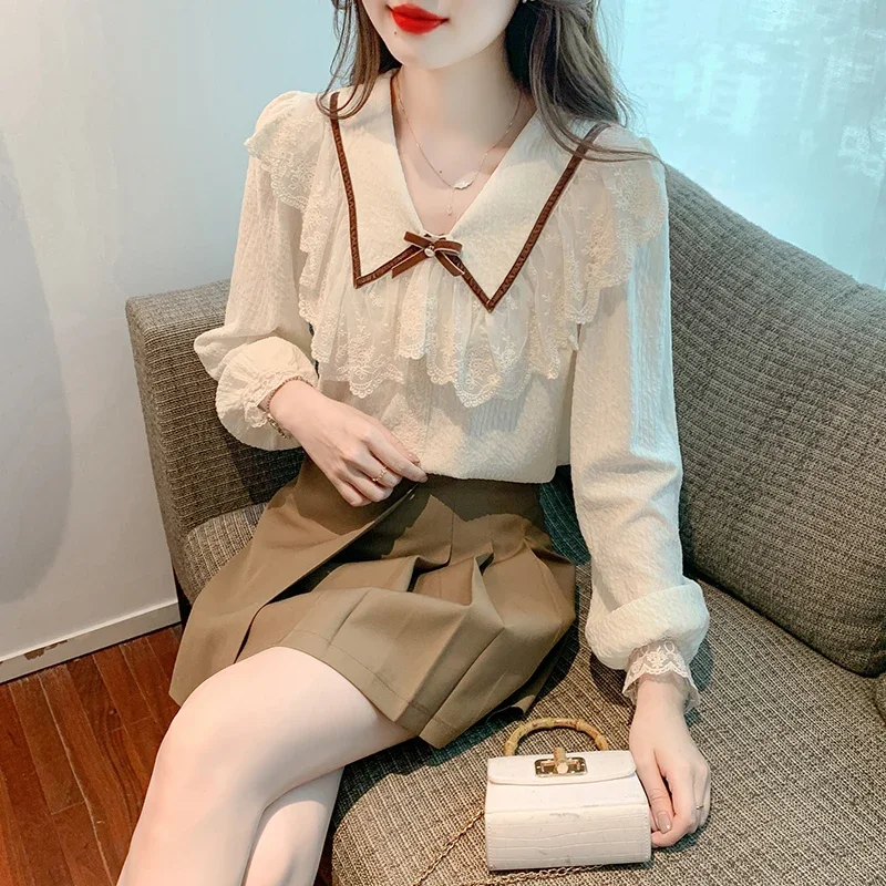 Sweet Autumn New Long Sleeve Doll Collar Women Blouse Bow Lace Splicing Chiffon Blouse Shirt Women Tops Blusas Para Mujer A696