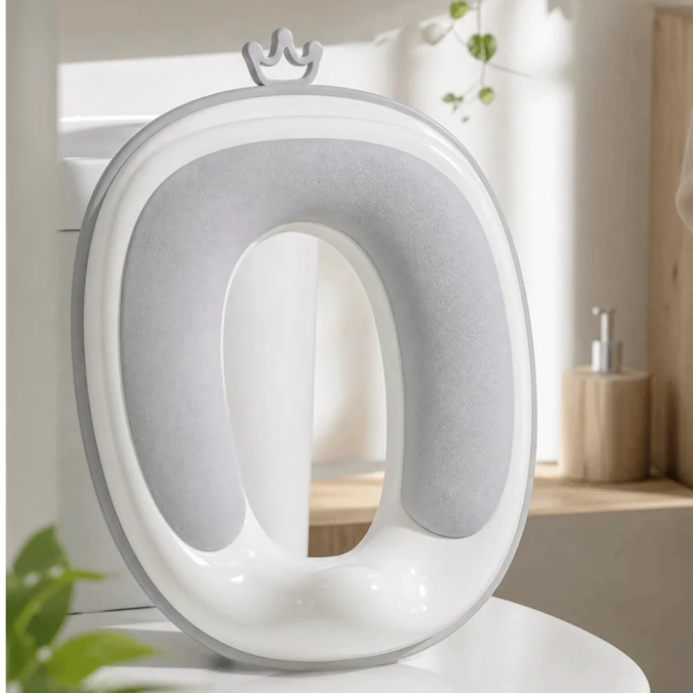 assento-sanitario-infantil-universal-com-almofada-coroa-com-encaixe-plastico-antirrespingo-gancho-antiderrapante