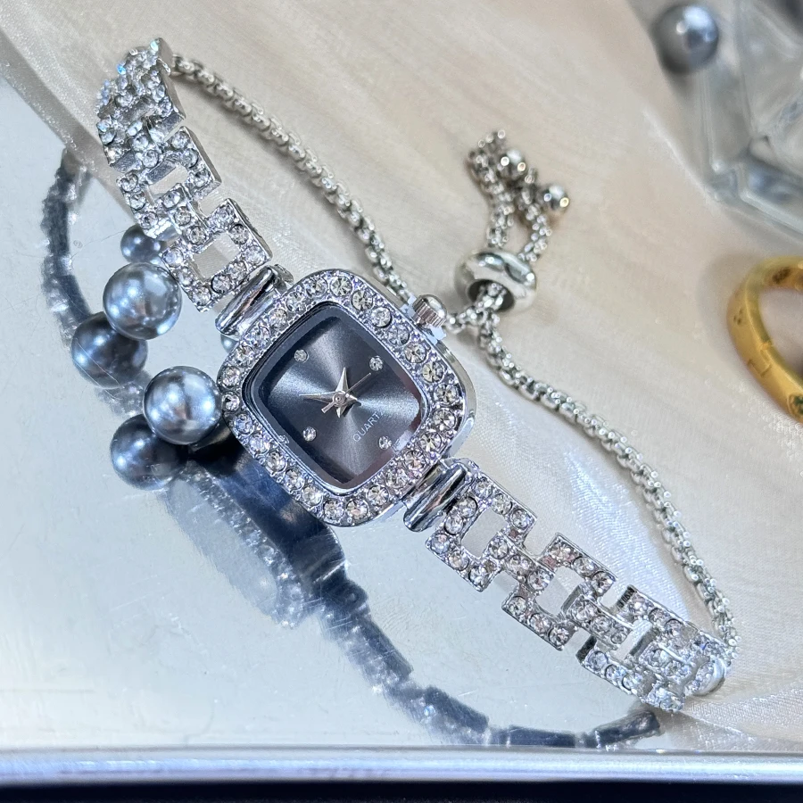 Cross-border new small square bracelet pull women's watch free adjustment square chain diamond set small ladies quartz watch