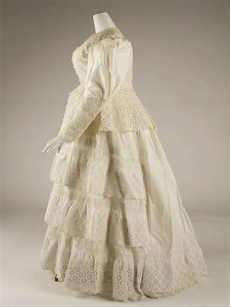 Robe branco vitoriano dos anos 1890, vestido de caminhada La Anglaise, vestido de baile de reconstituição do renascentista eduardiano