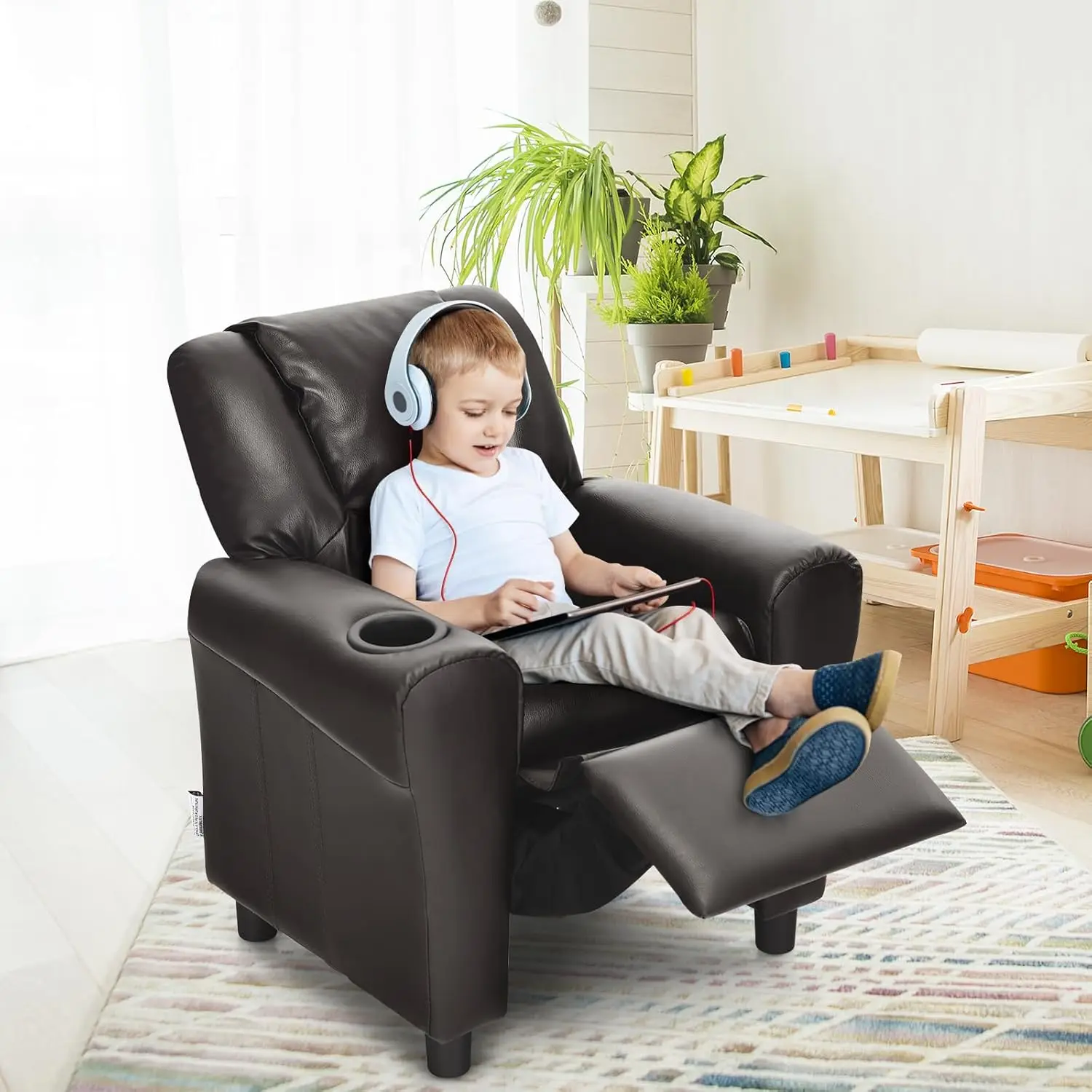 Kids Recliner chair, toddler Armchair Upholstered Couch with Cup Holder, Backrest, baby Leather sofa with Headrest and Footrest,