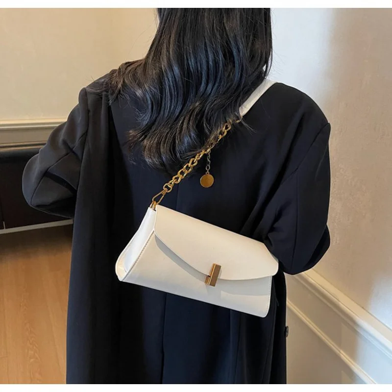 

Elite Ladies Messenger Bag Crafted From Plaid-Dot Leather Featuring Casual Paris Spacious Soft Daily Refined Look​