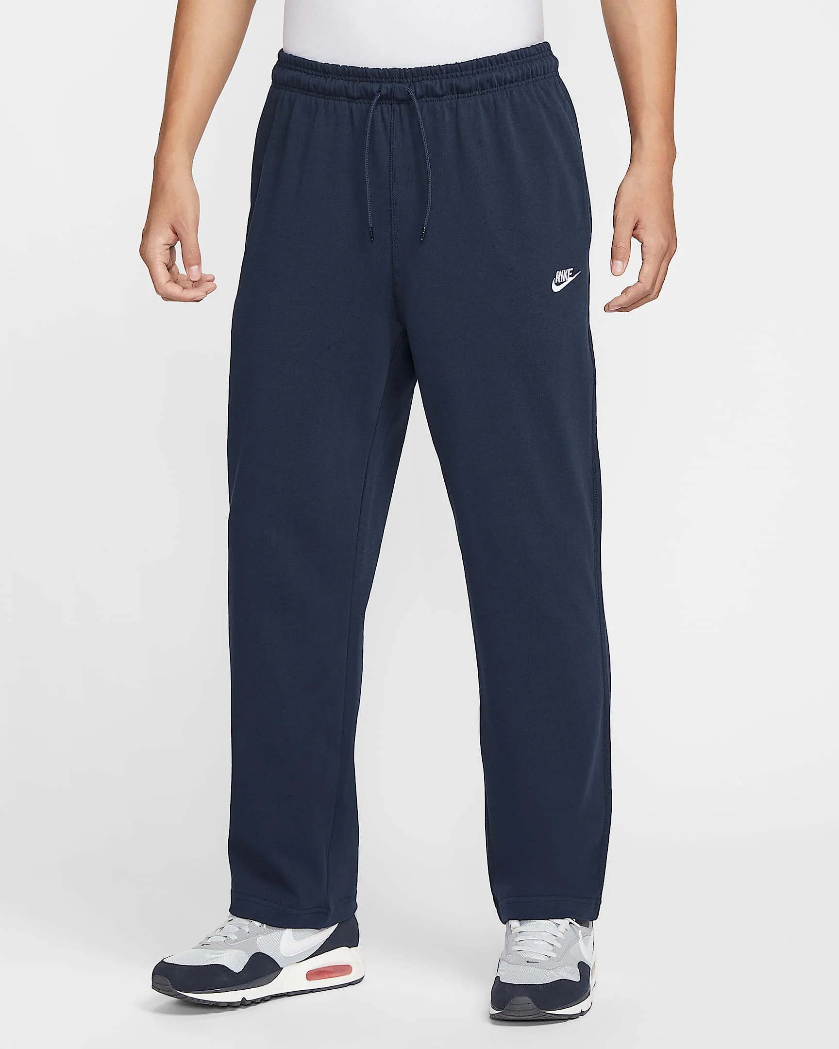 بنطال طويل متماسك للرجال من Nike Sportswear Club